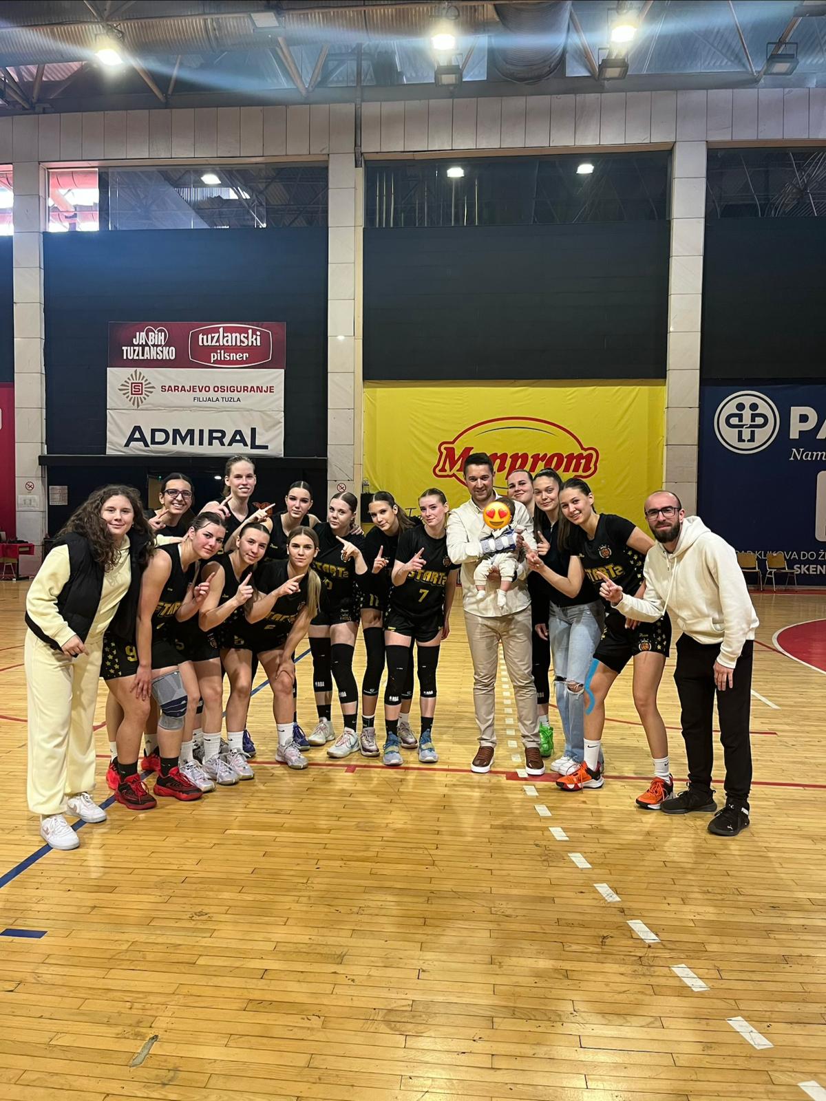 Seniorke KK STARTz nakon pobjede protiv G-STARS Gračanica u Mejdanu